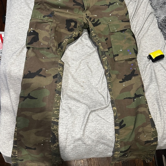 mnml Bootcut Cargo Pants - Camo Camo / 34 - Picture 5 of 5